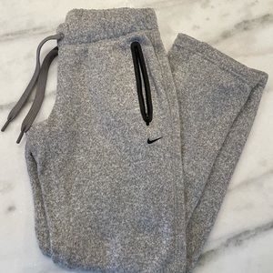 Women’s Nike sweatpants
